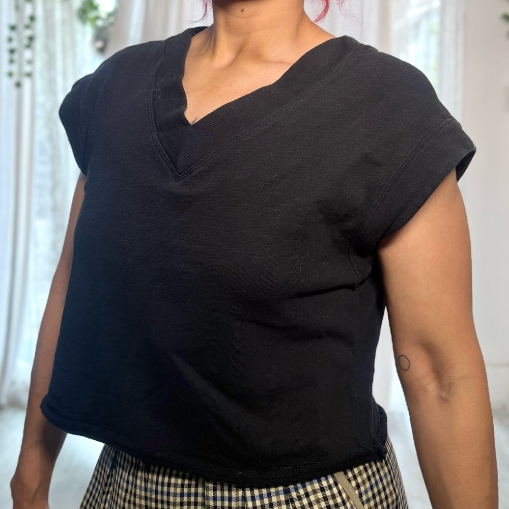 🖤 Cropped Maeve Sweater Vest (XS‎ - fits up to M!) 🖤